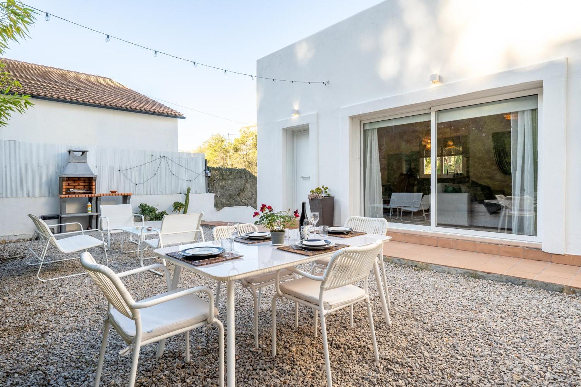 Hauzify I Casa Holiday home *